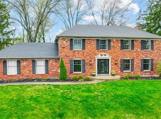 345 Hackamore Ct, Cincinnati, OH 45215