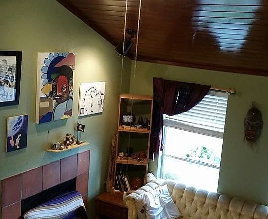 4th image of 2128 Gaston Place Dr