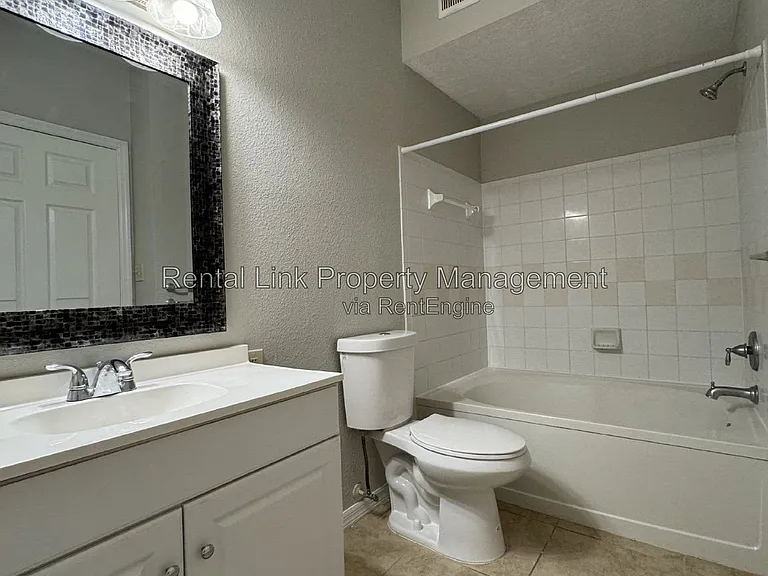 11530 Villa Grand #1121 — Photo 24