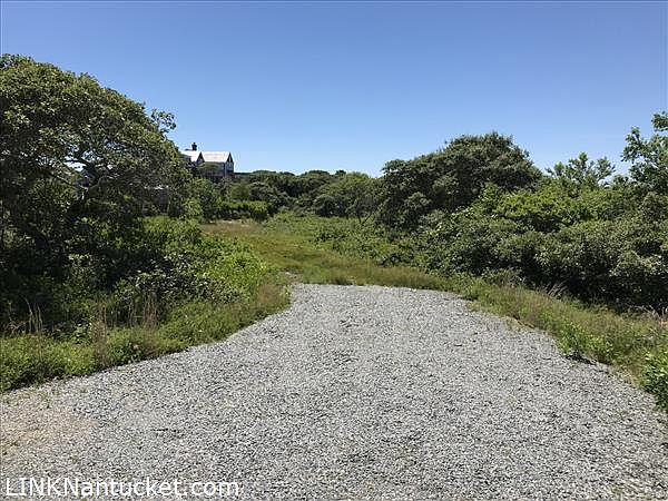 2nd image of 3 Brier Patch Rd