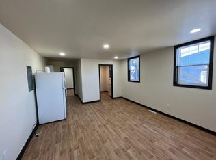 917 N Vermilion St #B, Danville, IL 61832