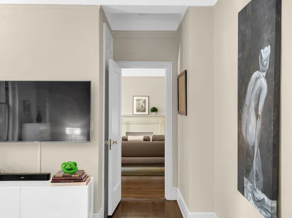 175 East 79th Street image 7 of 8