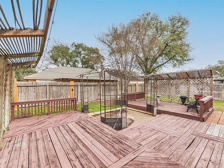 16606 Burlcreek — Photo 36