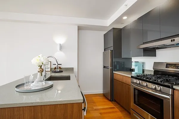 Rented by Living New York | media 20