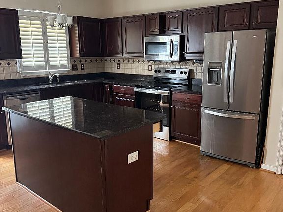 4th image of 1207 Magnolia Pointe Blvd