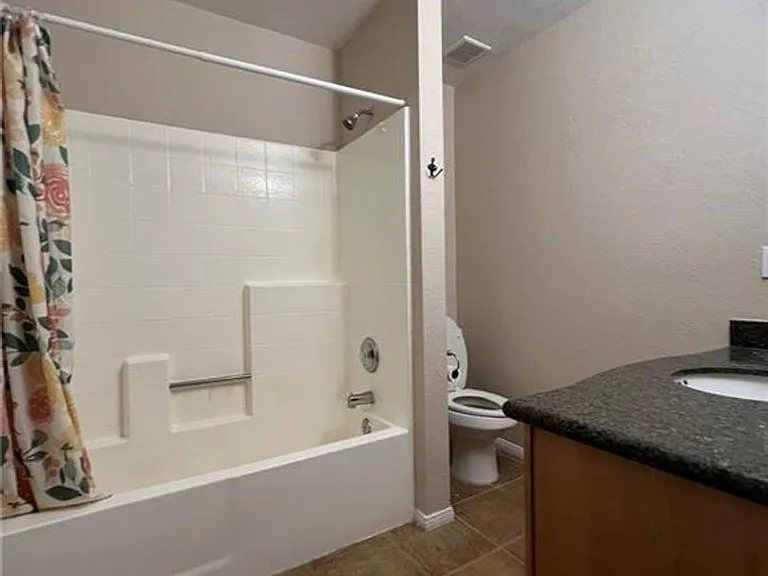 9325 W Desert Inn Rd #206 — Photo 20