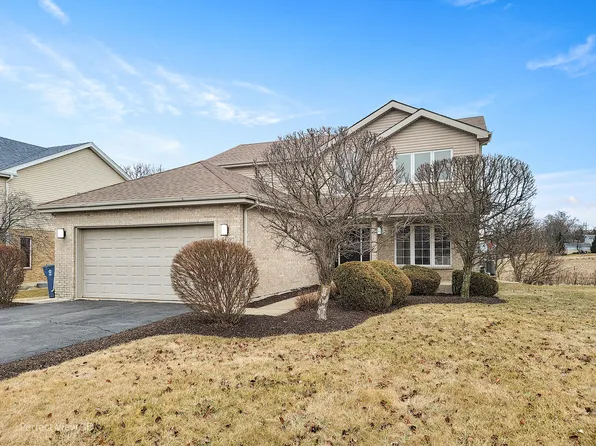 24395 Patriot Ln, Crete, IL 60417
