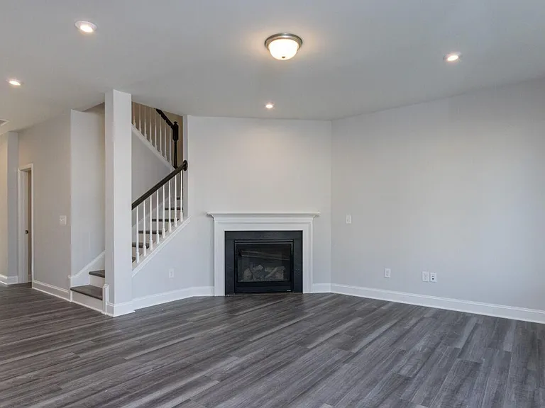 265 Mindees Ln — Photo 30