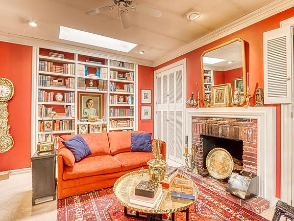 4th image of 1033 Los Jardines Cir