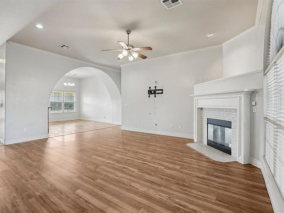 2nd image of 1804 Dorothy Dr
