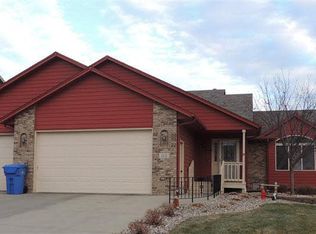 112 N Sandberg Dr, Sioux Falls, SD 57110