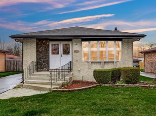 17832 Dekker St, Lansing, IL