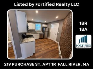 219 Purchase St #1R, Fall River, MA 02720