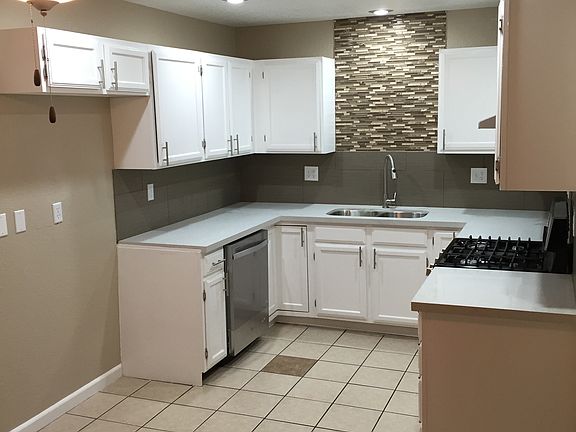 4th image of 904 Wheatley Ave