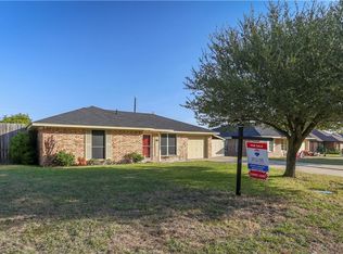 908 Loganwood Dr, Royse City, TX 75189