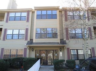 2811 Ridgefield Ct, Helmetta, NJ 08828