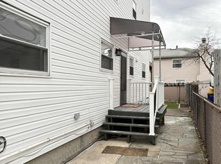 493 Travis Ave #1F, Staten Island, NY 10314