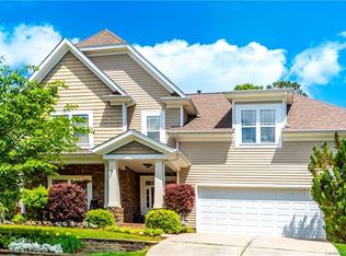 7004 Holly Grove Ct, Matthews, NC 28104