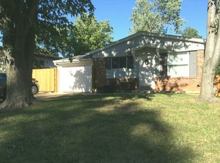 1430 Ramona Ln, Saint Charles, MO