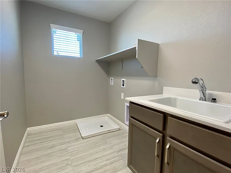 463 Morro Strand Ave — Photo 22