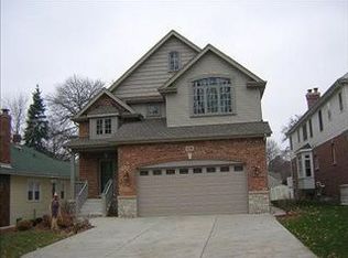 326 N Maple St, Itasca, IL 60143