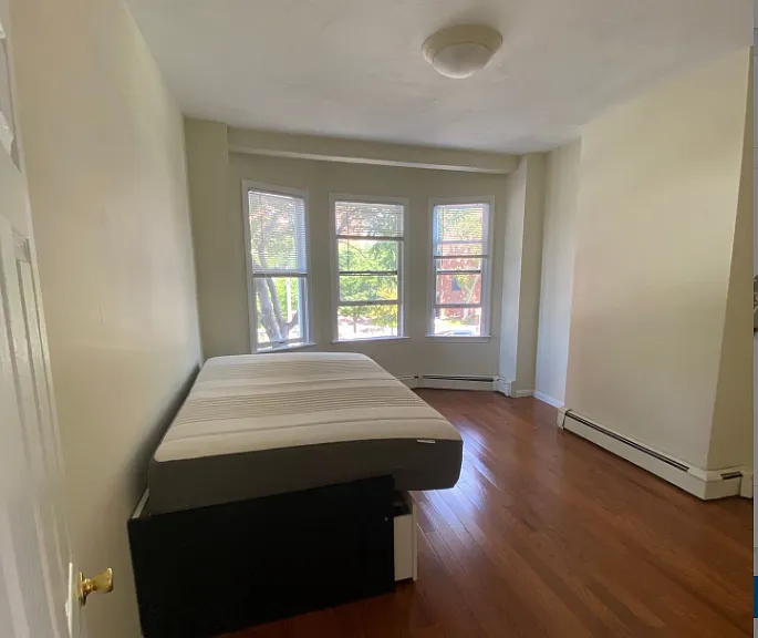 822 Huntington Ave #1 — Photo 1