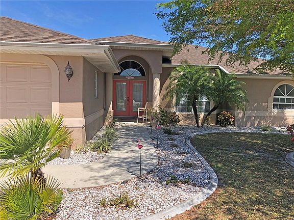 3rd image of 706 Royal Poinciana