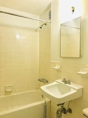Rented by Zumper Inc | media 7