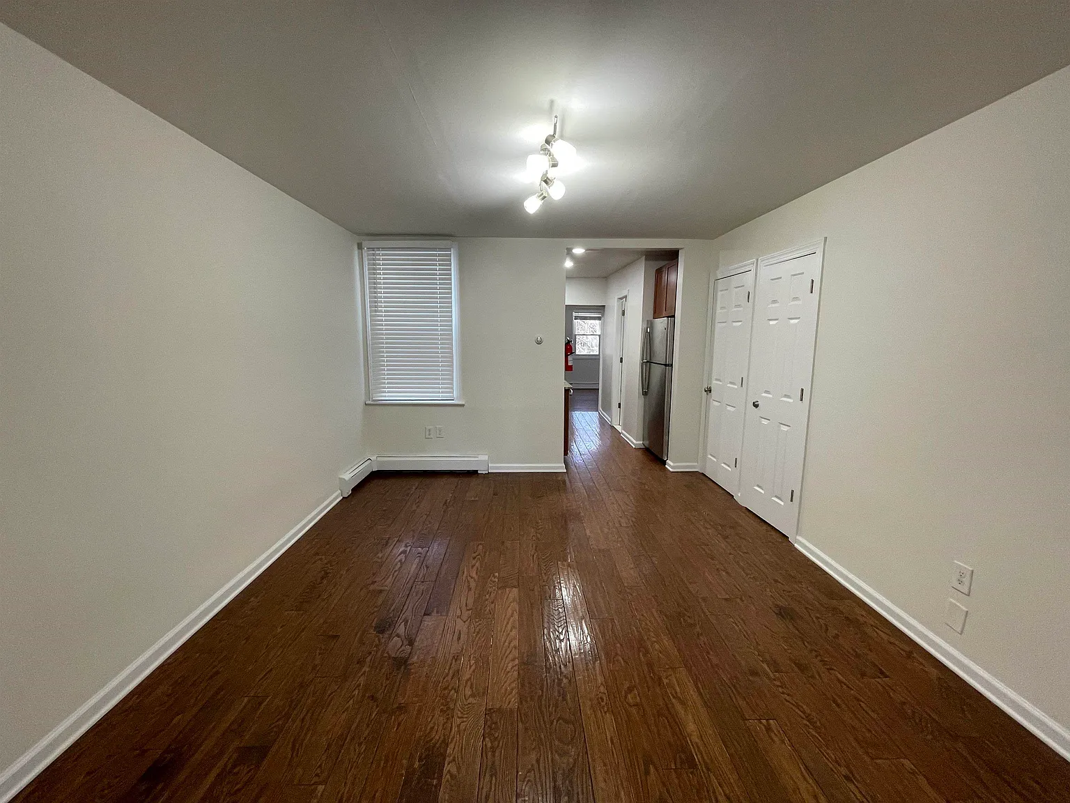 2 bed, 1.0 bath, $2,250 — Photo 3