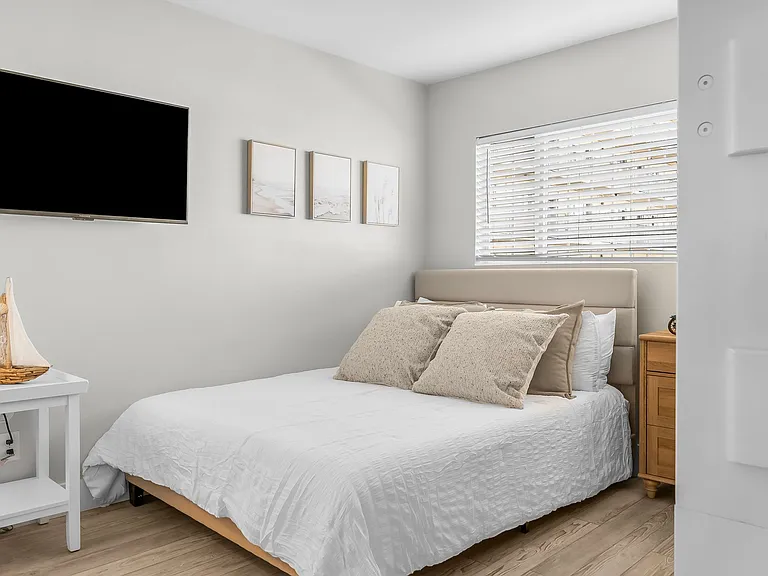 5801 Thomas Dr #824 — Photo 26