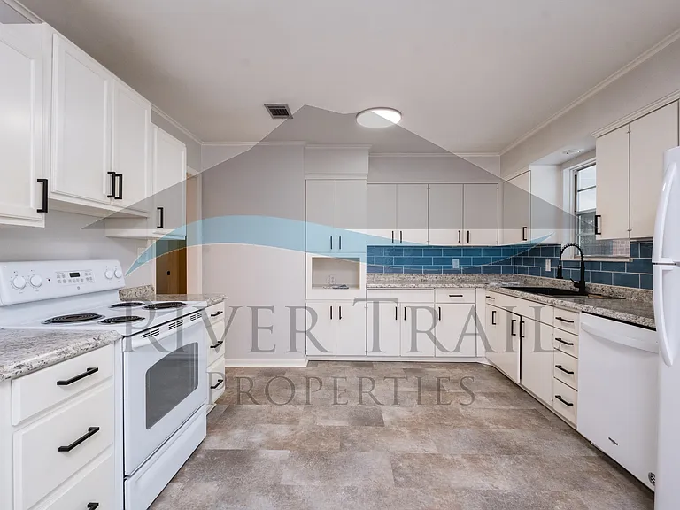 10202 Ronald Dr — Photo 11