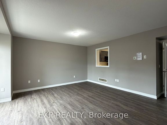 5th image of 3400 Castle Rock Pl #65