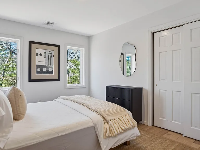 66 Hog Creek Rd — Photo 22