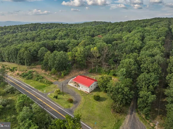 13531 Frankfort Hwy, Springfield, WV 26763