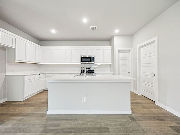 5th image of 1157 Del Rio Dr