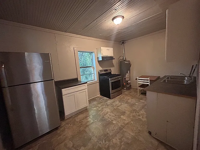 217 Oak St #217 — Photo 6