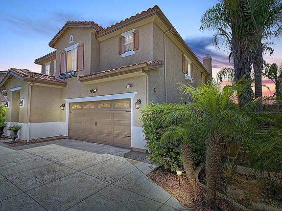 2nd image of 801 Belleza Dr