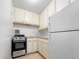 Sold by American Homes Group Inc