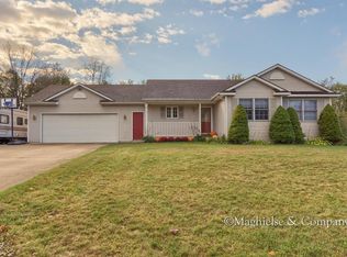 2114 Wildflower Ave, Dorr, MI 49323