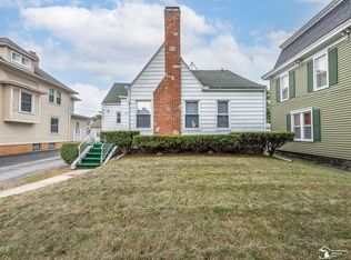 143 Borgess Ave, Monroe, MI 48162