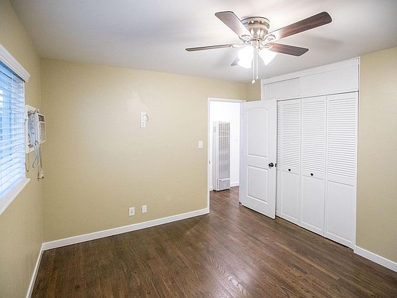 2nd image of 2207 E Daily Dr
