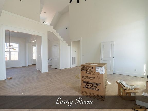 5th image of 4580 Kate Cir