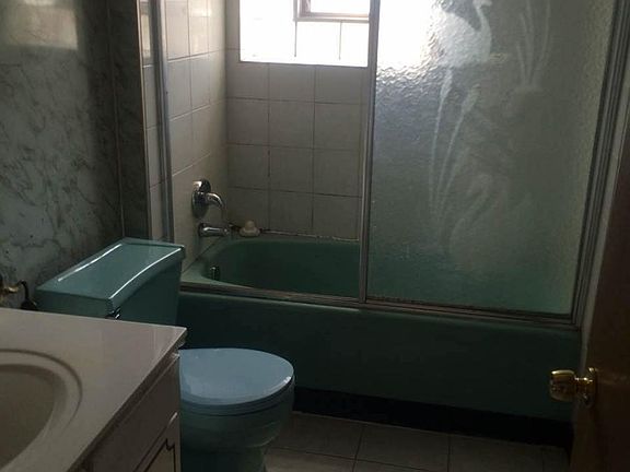 2nd image of 3026 S Union Ave #2