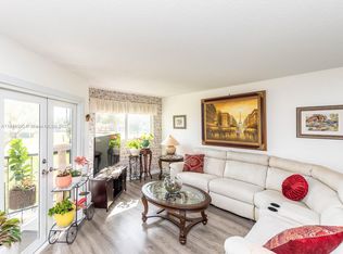 901 SW 138th Ave APT 212C, Pembroke Pines, FL 33027