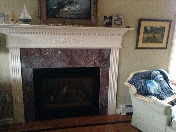 Gas fireplace 