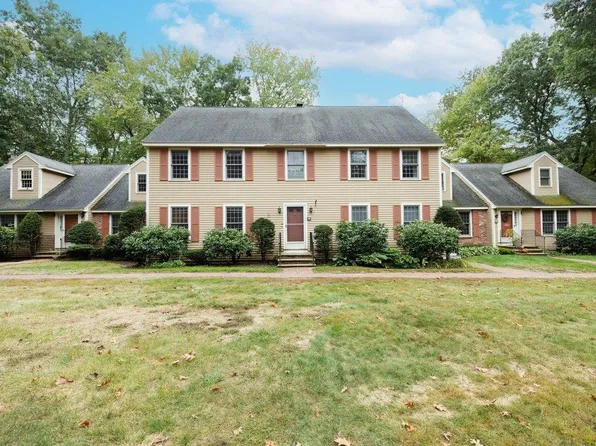 18 Captain Cook Way, Plaistow, NH 03865