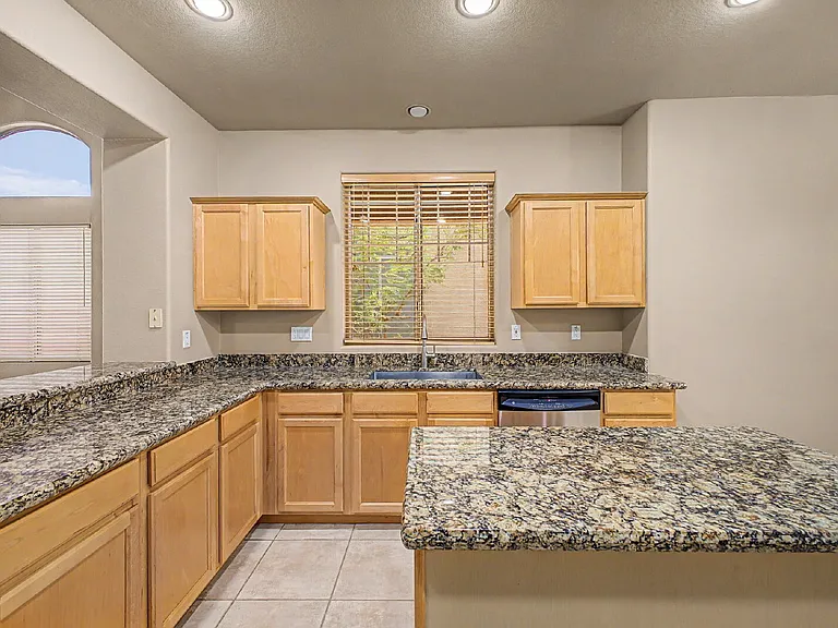 6932 W Blackhawk Dr — Photo 18