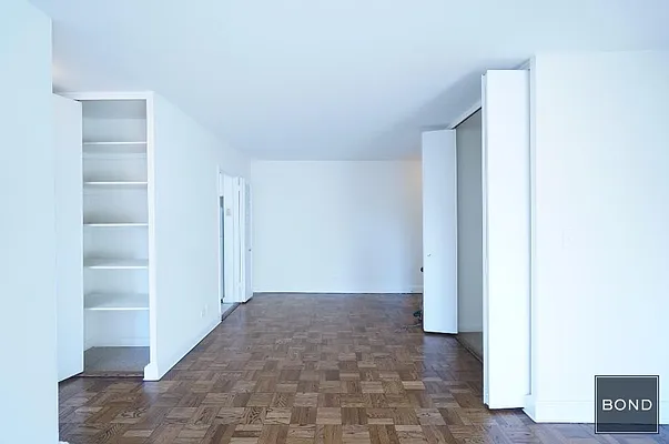 Rented by Bond New York | media 15