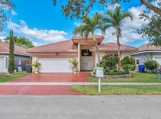 2904 N 36th Ave, Hollywood, FL 33021