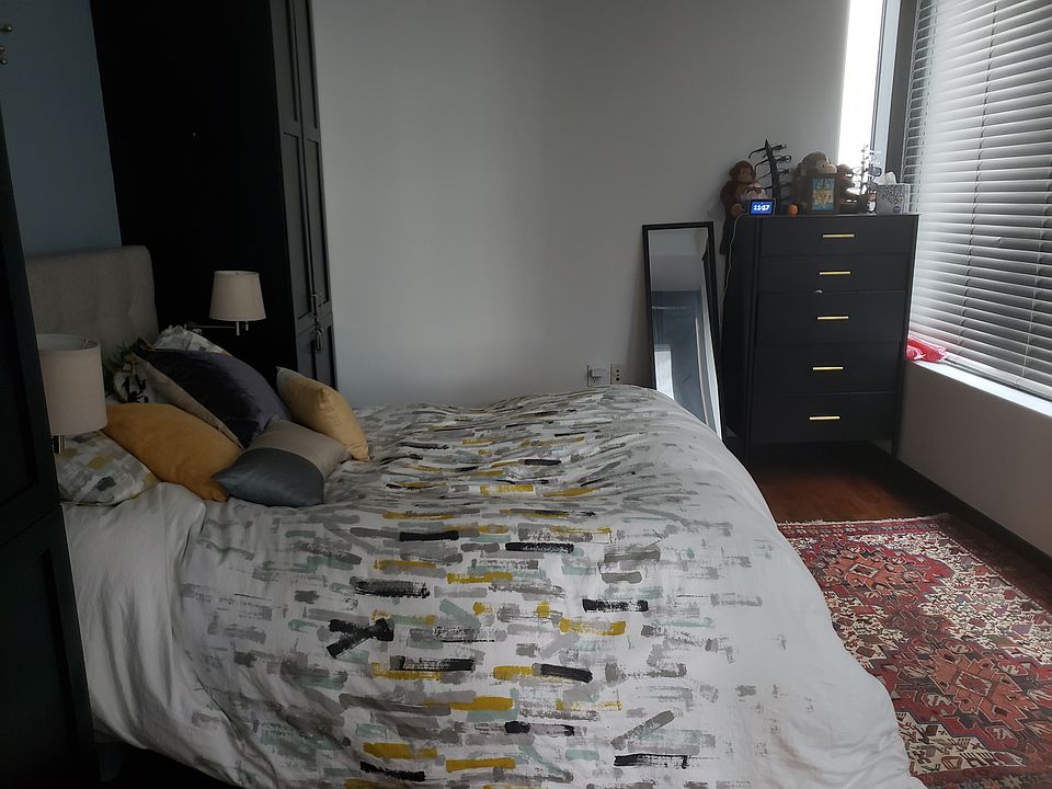 2nd image of 2716 Elliott Ave APT 1105